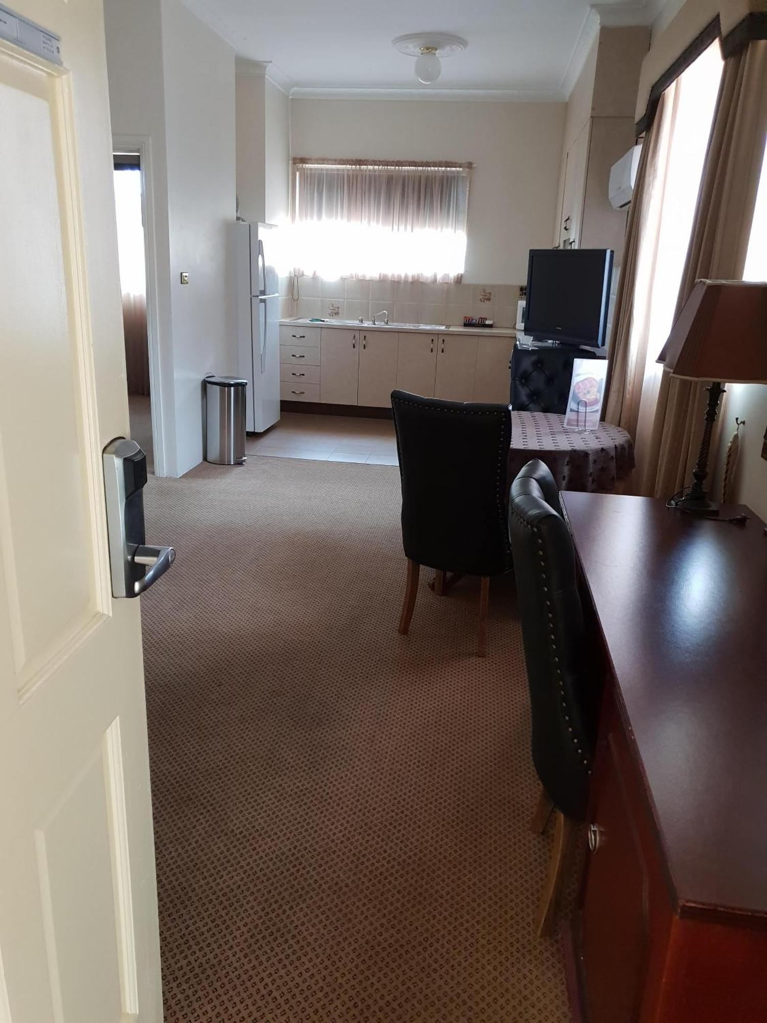 Australian Heritage Motor Inn Dubbo Værelse billede